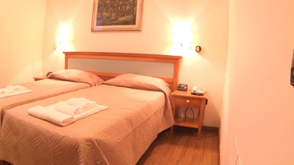 Hotel Ristorante La Grotta Castiglione Delle Stiviere Dış mekan fotoğraf